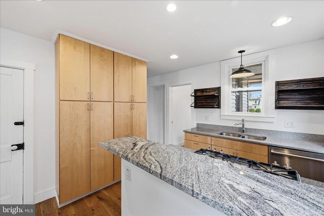 345 N HANOVER ST, Elizabethtown, PA 17022