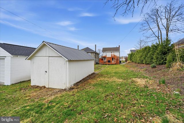 345 N HANOVER ST, Elizabethtown, PA 17022