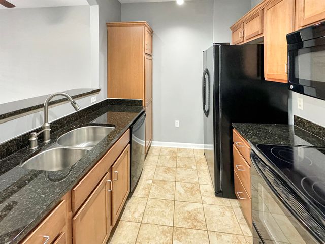 665 Tennessee St Apt 306, Memphis, TN 38103