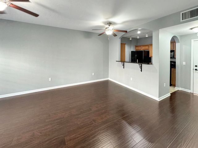 665 Tennessee St Apt 306, Memphis, TN 38103