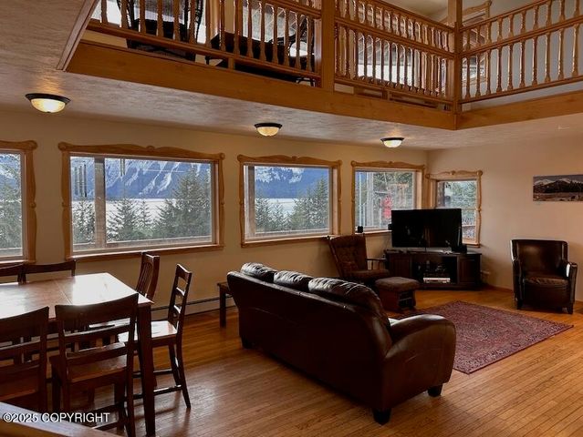 1146 Mud Bay Road, Haines, AK 99827