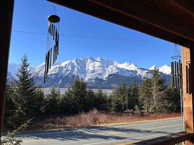 1146 Mud Bay Road, Haines, AK 99827