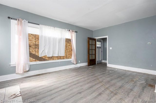 12440 Mendota Street, Detroit, MI 48204