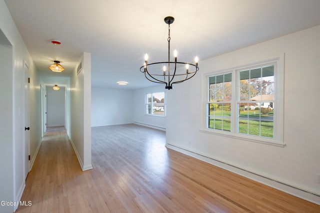 102 Teliska Avenue, North Greenbush, NY 12144