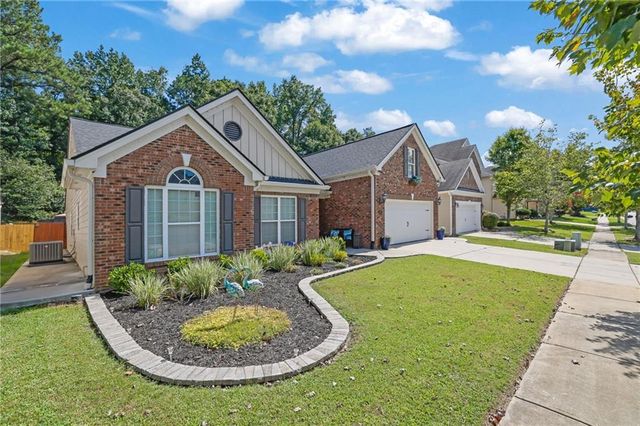 2003 Jameson Circle, Lawrenceville, GA 30043