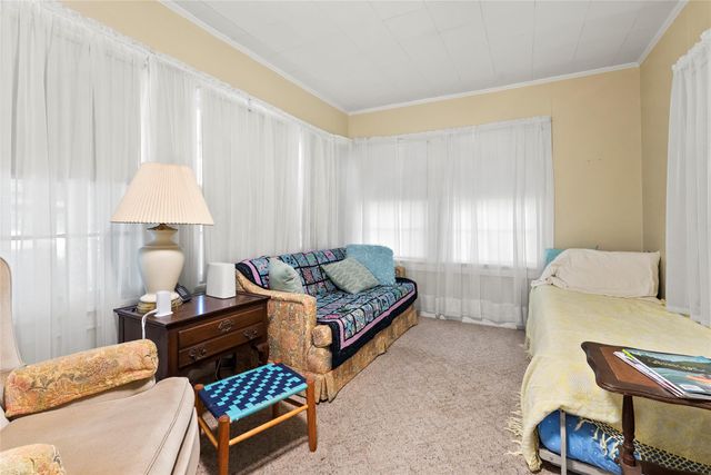 513 N Avenue F, Elgin, TX 78621