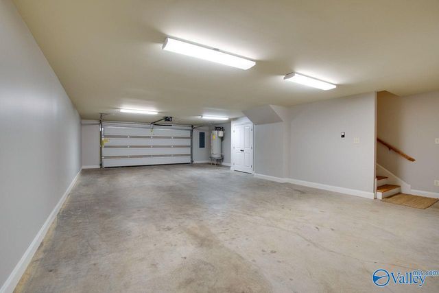 6421 NW Lincoln Park Place NW, Huntsville, AL 35806