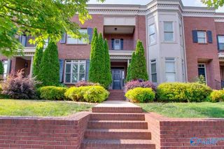 6421 NW Lincoln Park Place NW, Huntsville, AL 35806