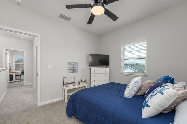 121 Nighthawk Lane, Palm Coast, FL 32164