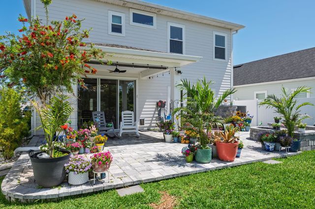 121 Nighthawk Lane, Palm Coast, FL 32164