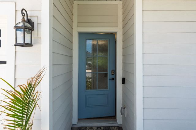 121 Nighthawk Lane, Palm Coast, FL 32164