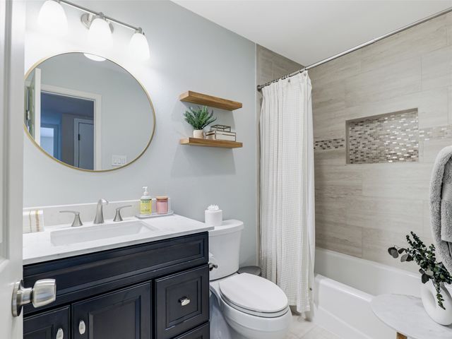 5121 Pruitt Drive, The Colony, TX 75056