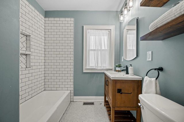 1828 N 48th STREET, Milwaukee, WI 53208