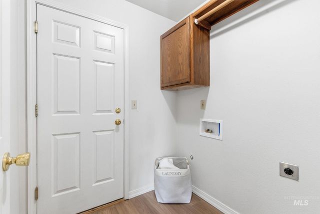 2255 E Grapewood Dr, Meridian, ID 83646