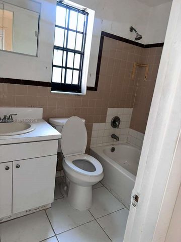 576 NW 147th St 576, Miami, FL 33168