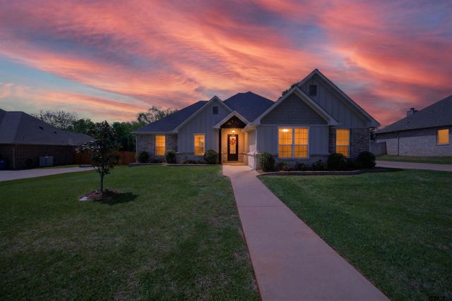 21328 Boone Drive, Bullard, TX 75757