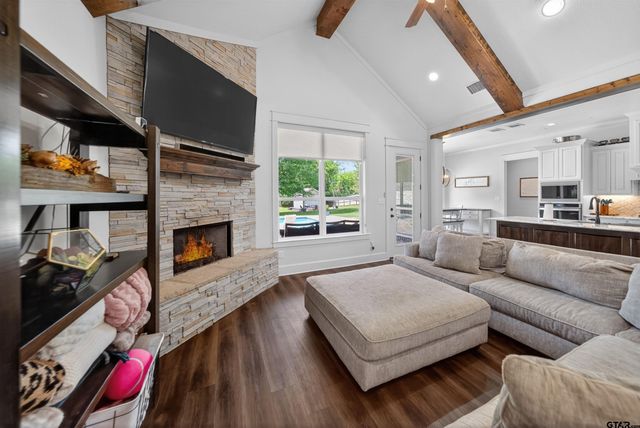 21328 Boone Drive, Bullard, TX 75757