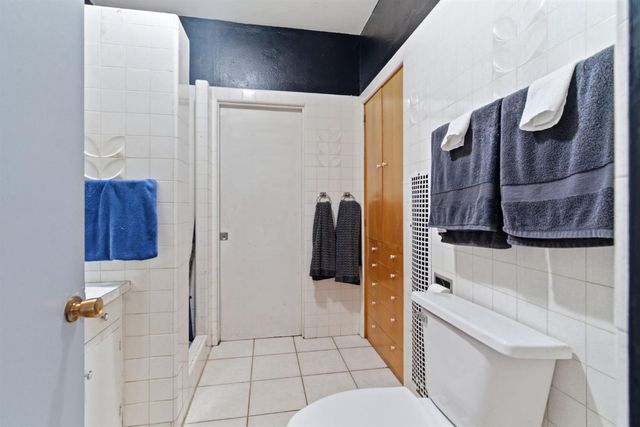 1024 W Flora St, Stockton, CA 95203