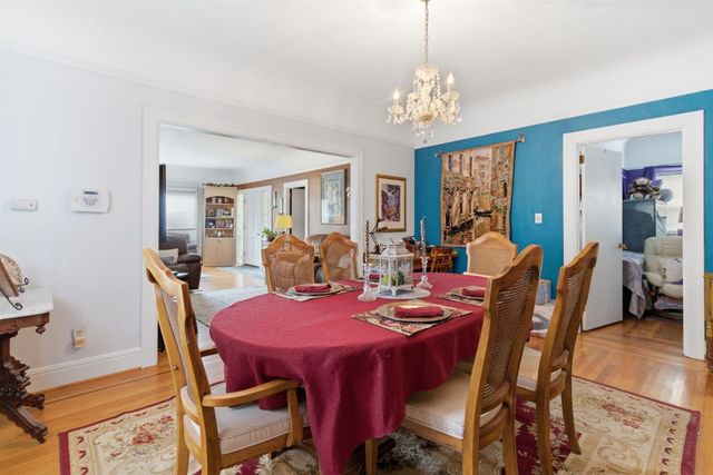 1024 W Flora St, Stockton, CA 95203