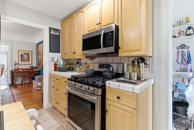 1024 W Flora St, Stockton, CA 95203