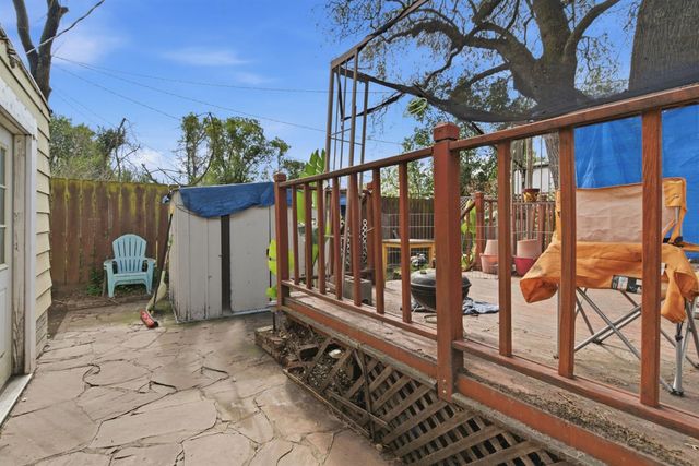 1024 W Flora St, Stockton, CA 95203