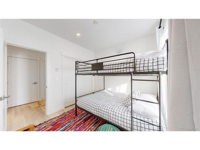 930 Blue River Pkwy 622, Silverthorne, CO 80498