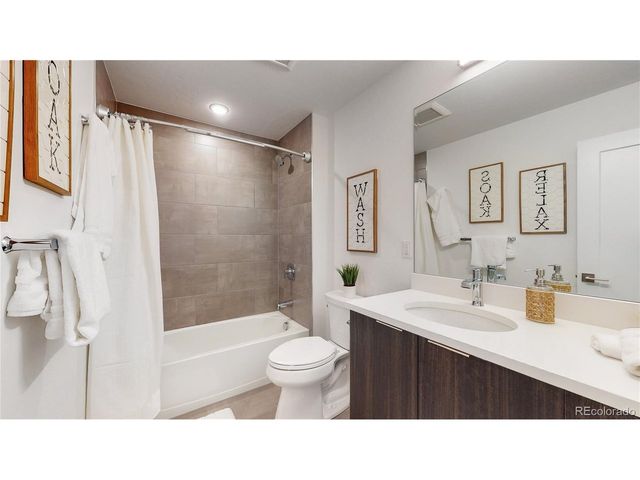 930 Blue River Pkwy 622, Silverthorne, CO 80498