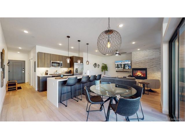 930 Blue River Pkwy 622, Silverthorne, CO 80498