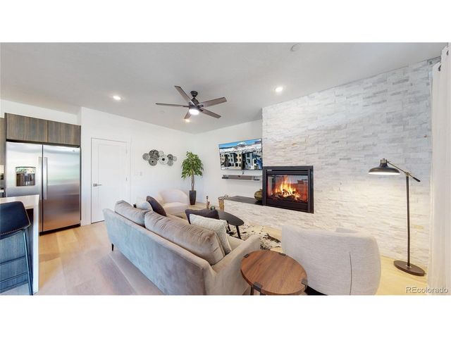 930 Blue River Pkwy 622, Silverthorne, CO 80498