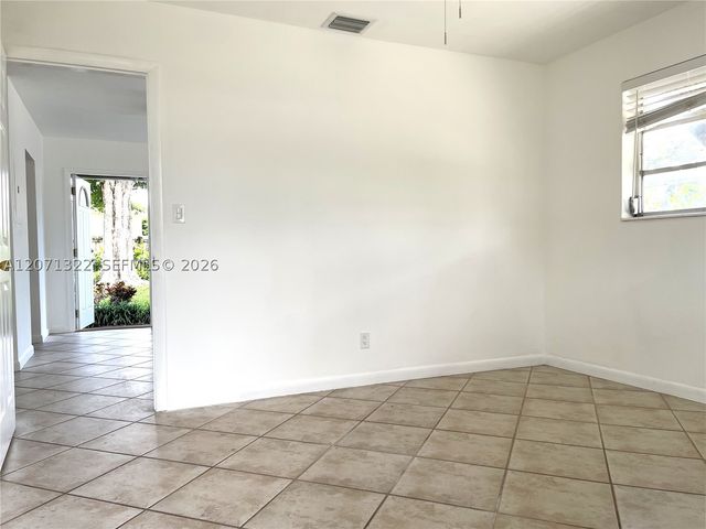 225 NW 23rd St 1, Wilton Manors, FL 33311