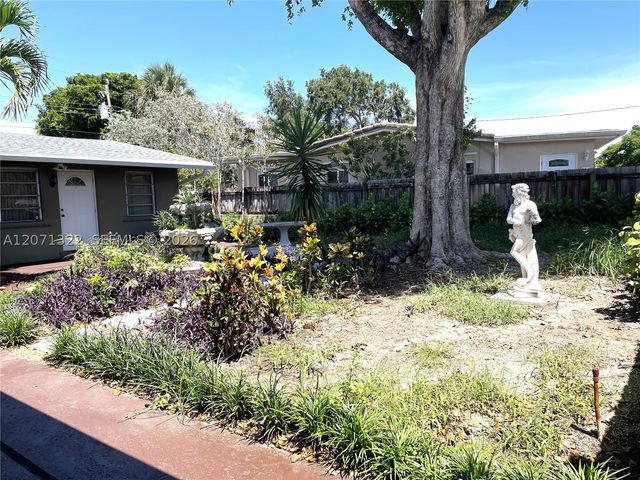 225 NW 23rd St 1, Wilton Manors, FL 33311