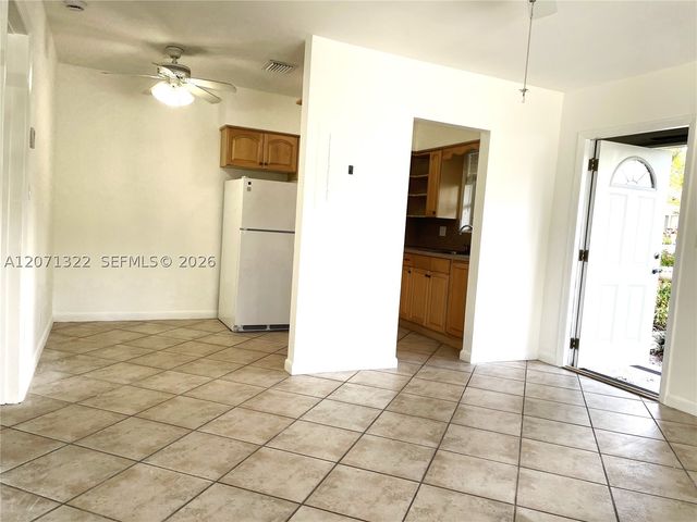 225 NW 23rd St 1, Wilton Manors, FL 33311