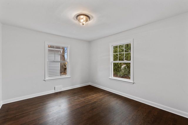 102 W Calumet ROAD, Fox Point, WI 53217