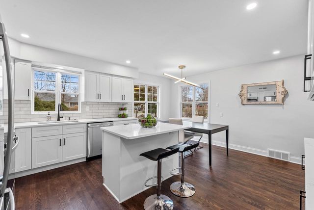 102 W Calumet ROAD, Fox Point, WI 53217