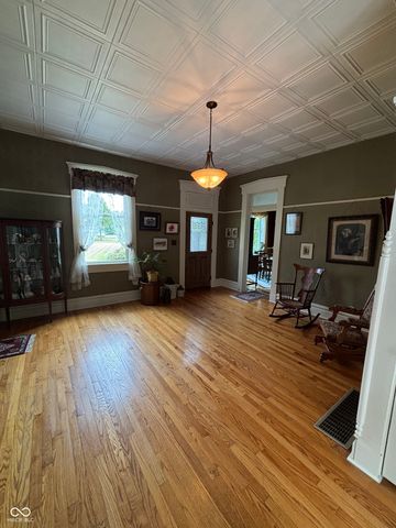 6357 W Us 52, New Palestine, IN 46163