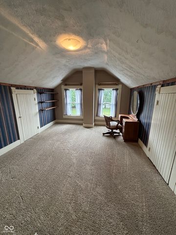 6357 W Us 52, New Palestine, IN 46163