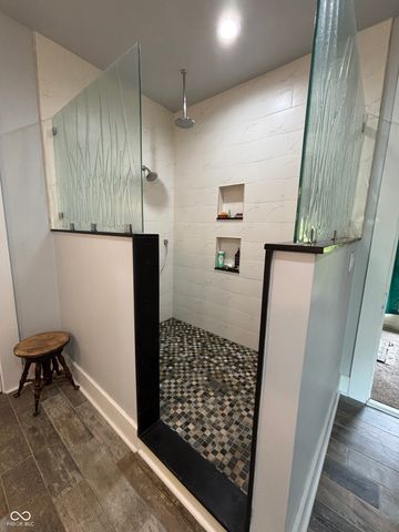 6357 W Us 52, New Palestine, IN 46163