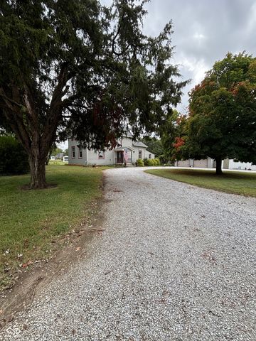 6357 W Us 52, New Palestine, IN 46163