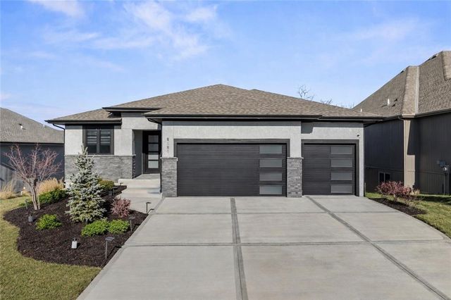 8181 Valley Road, Lenexa, KS 66220