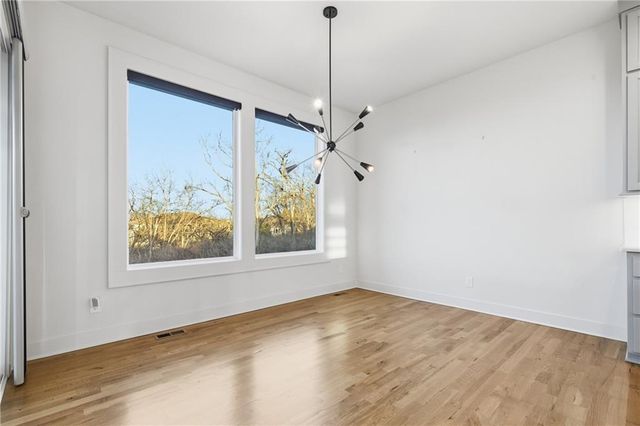 8181 Valley Road, Lenexa, KS 66220