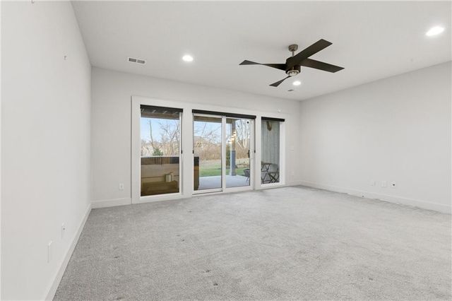 8181 Valley Road, Lenexa, KS 66220