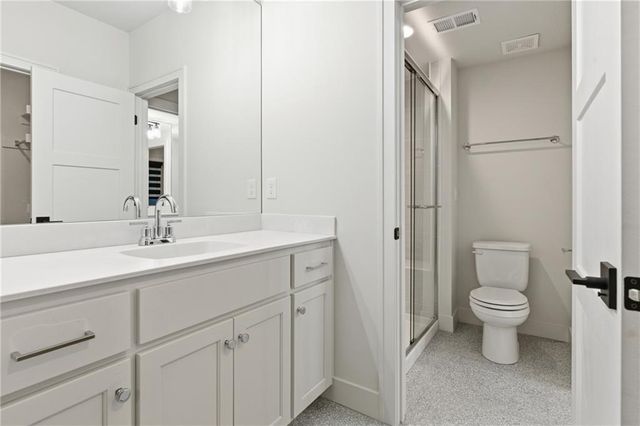 8181 Valley Road, Lenexa, KS 66220