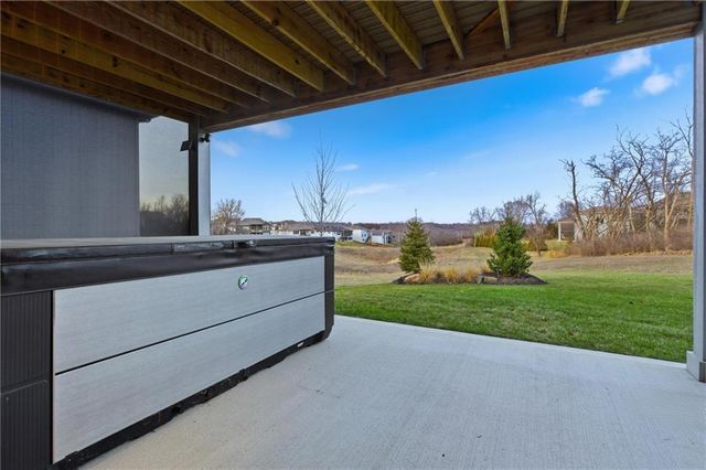 8181 Valley Road, Lenexa, KS 66220