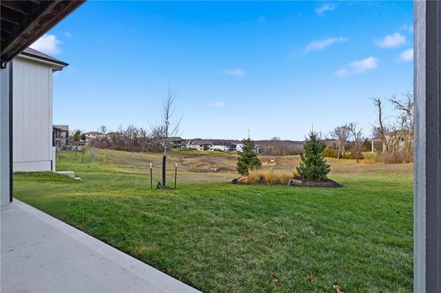 8181 Valley Road, Lenexa, KS 66220