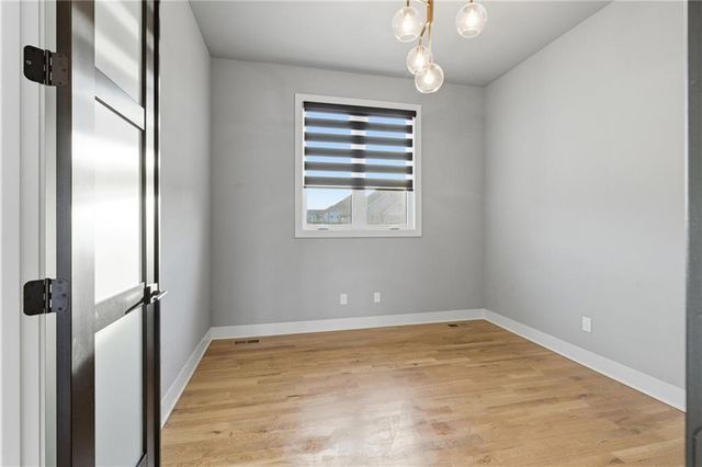 8181 Valley Road, Lenexa, KS 66220