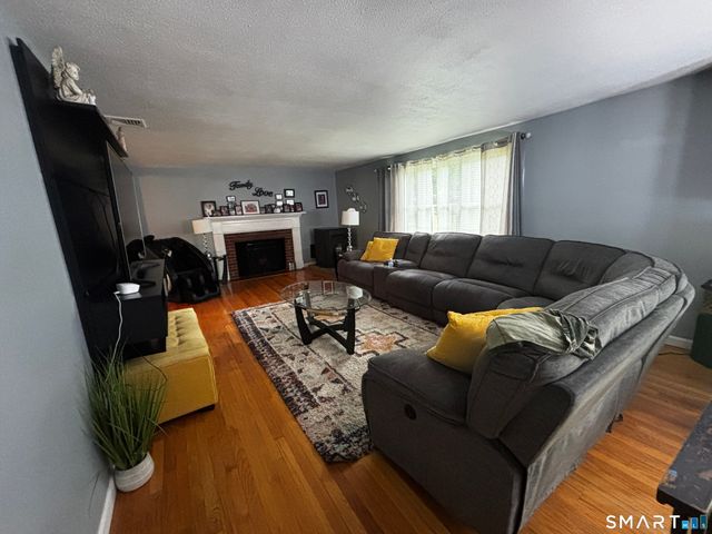 46 School Hill Lane, Westbrook, CT 06498