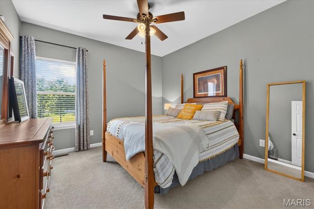 323 Mason Glen Drive, Lake St Louis, MO 63367