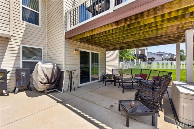 323 Mason Glen Drive, Lake St Louis, MO 63367
