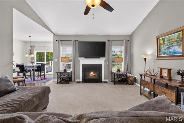 323 Mason Glen Drive, Lake St Louis, MO 63367
