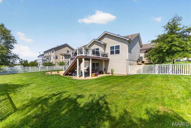 323 Mason Glen Drive, Lake St Louis, MO 63367